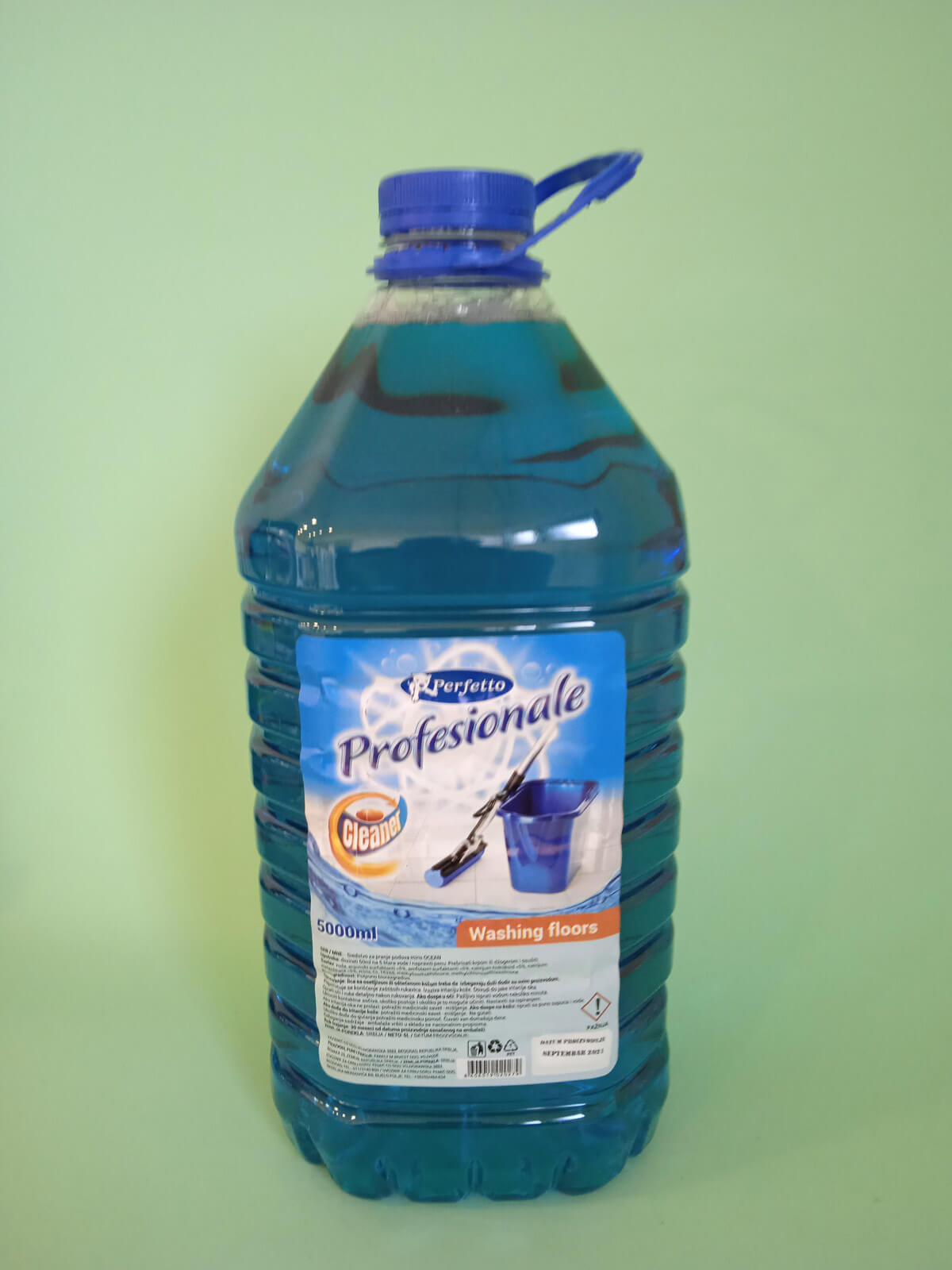 Perfetto-sredstvo-za-podove--okean-5l